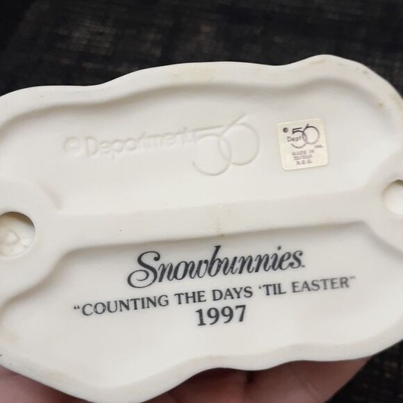 Dept. 56 / Snowbabies "COUNTING THE DAYS 'TIL EASTER " ~ 6 1/2" Tall - Picture 5 of 7